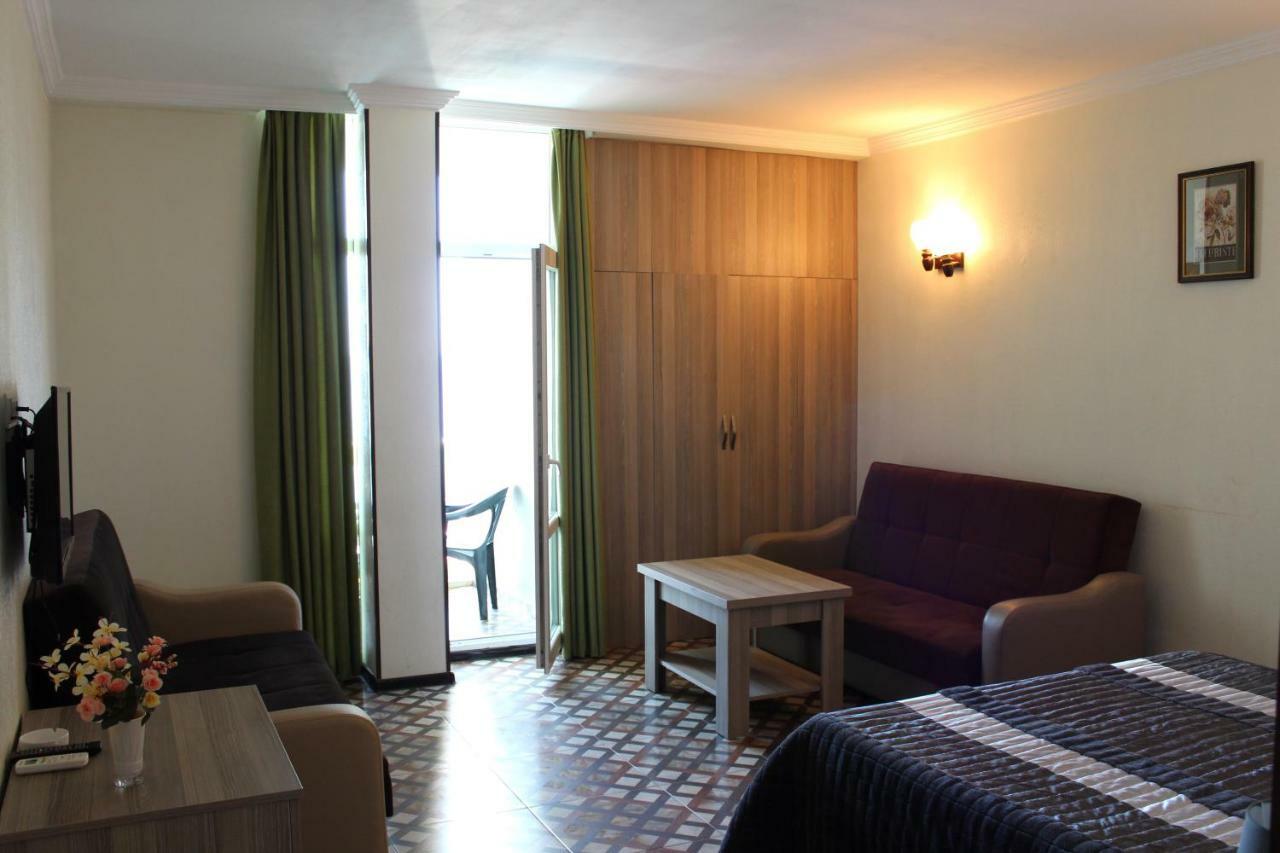 National Hotel Kobuleti Dış mekan fotoğraf